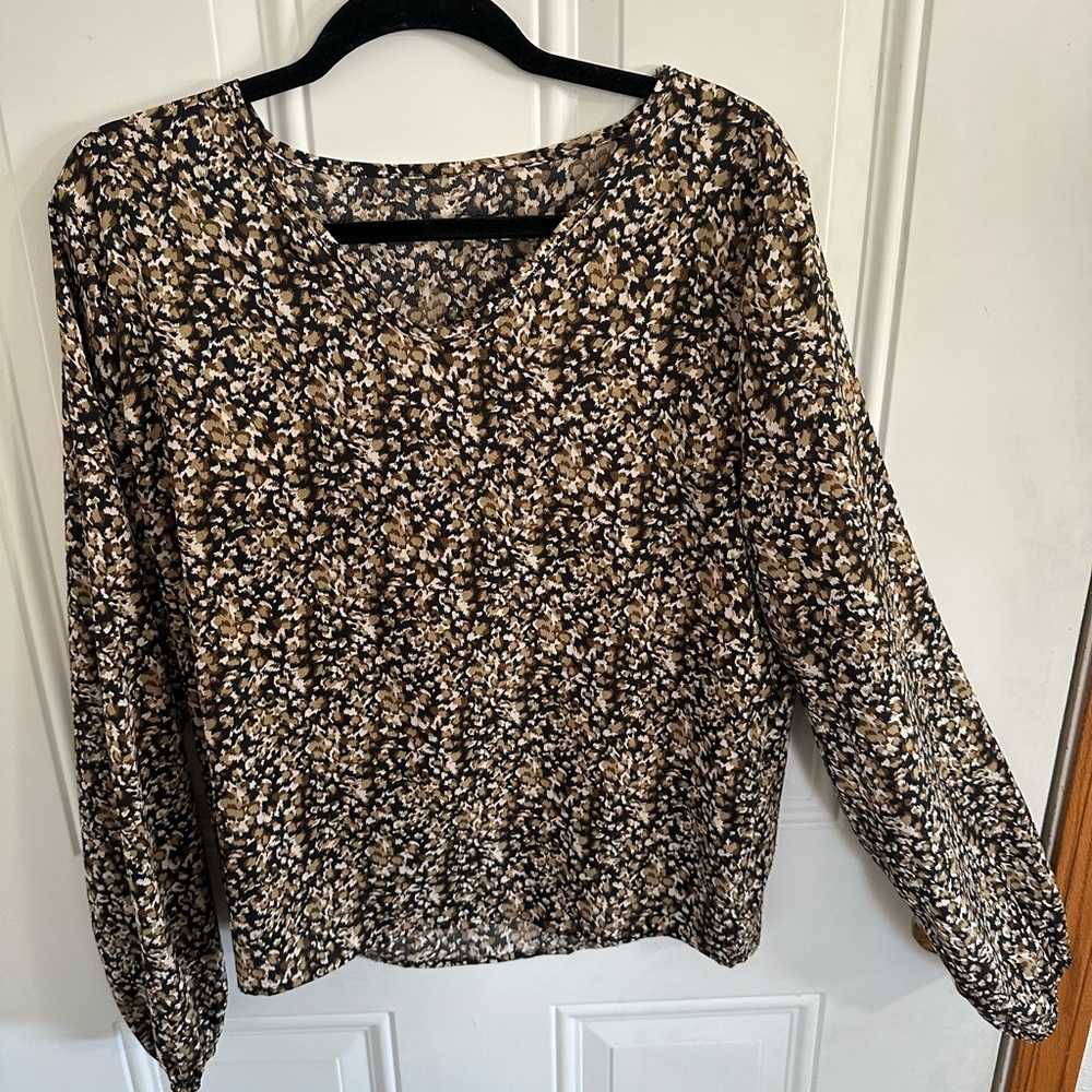 Women’s Printed V-Neck Blouse in Black and Brown